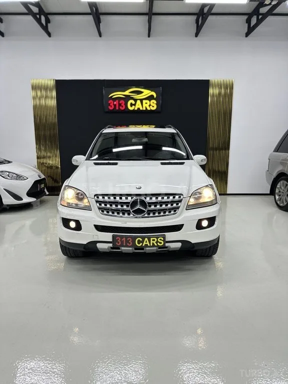Mercedes ML 350 4MATIC — foto 3/4