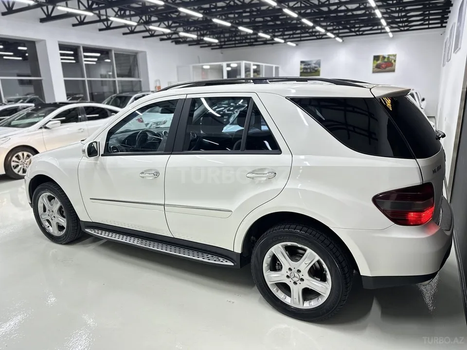 Mercedes ML 350 4MATIC — foto 4/4