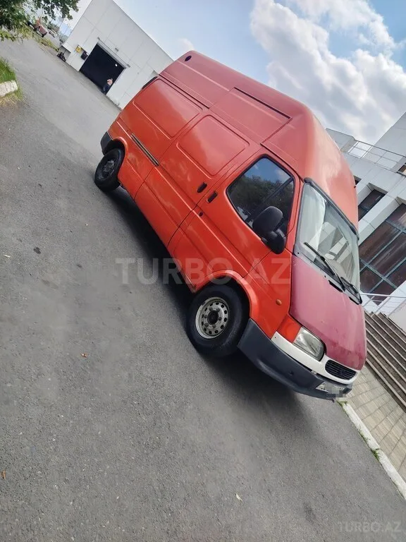 Ford Transit — foto 2/4