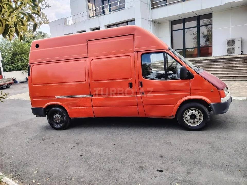 Ford Transit — foto 4/4