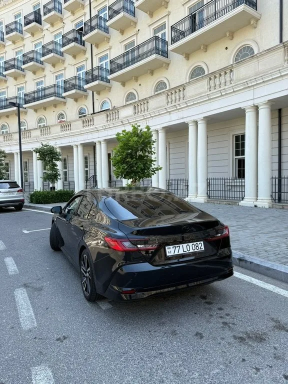 Toyota Camry — foto 3/4
