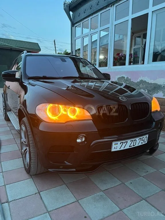 BMW X5 — foto 1/4