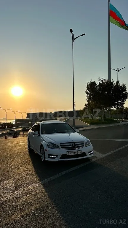 Mercedes C 250 — foto 1/4
