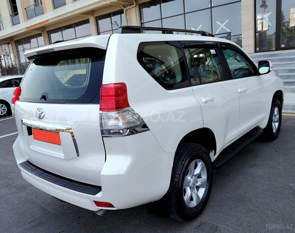 Toyota Land Cruiser Prado — фото 4/4
