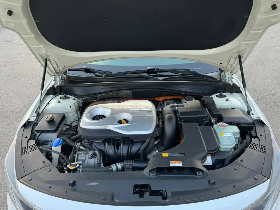 Kia Optima — foto 3/4