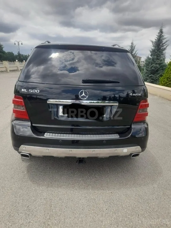 Mercedes ML 350 4MATIC — foto 2/4