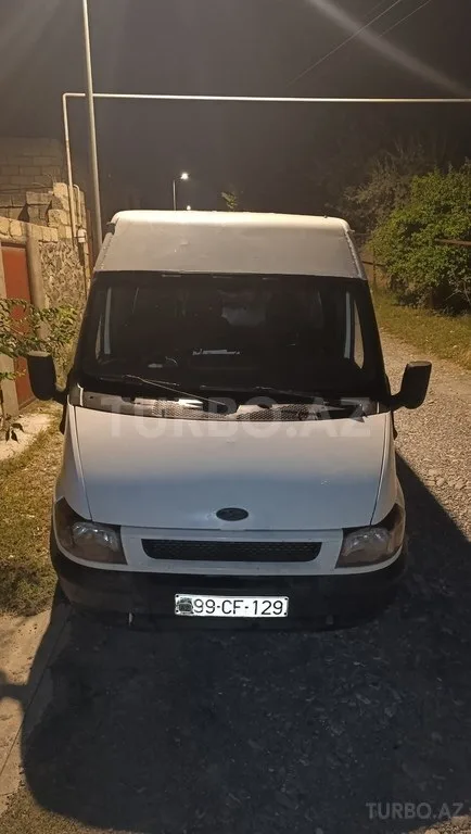 Ford Transit — foto 1/4