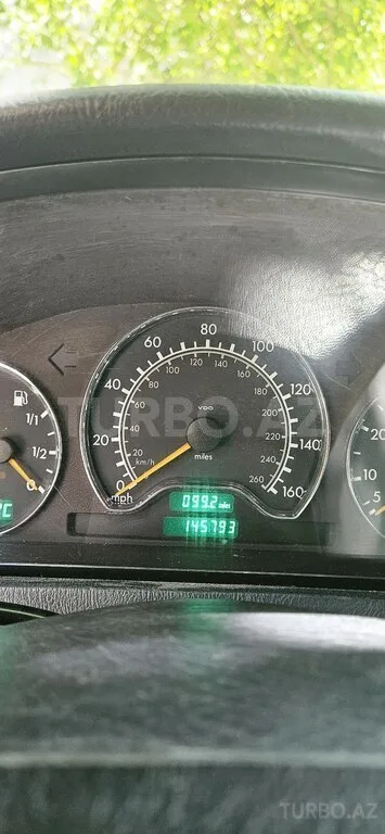 Mercedes C 230 — foto 2/4