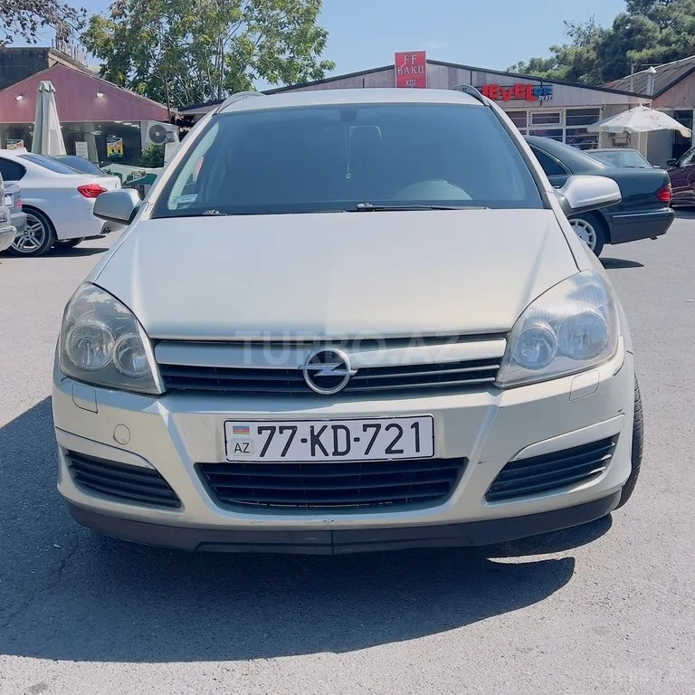 Opel Astra — foto 1/4
