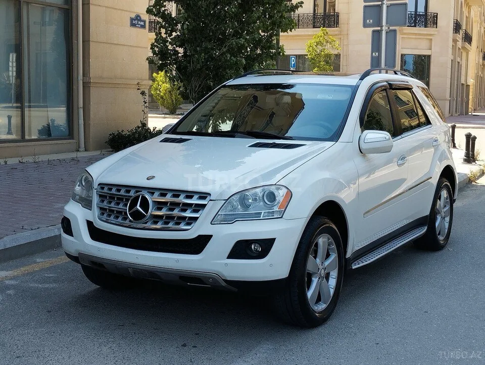 Mercedes ML 350 4MATIC — foto 1/4