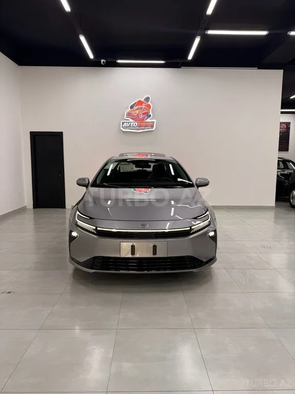 Toyota Corolla — foto 1/4