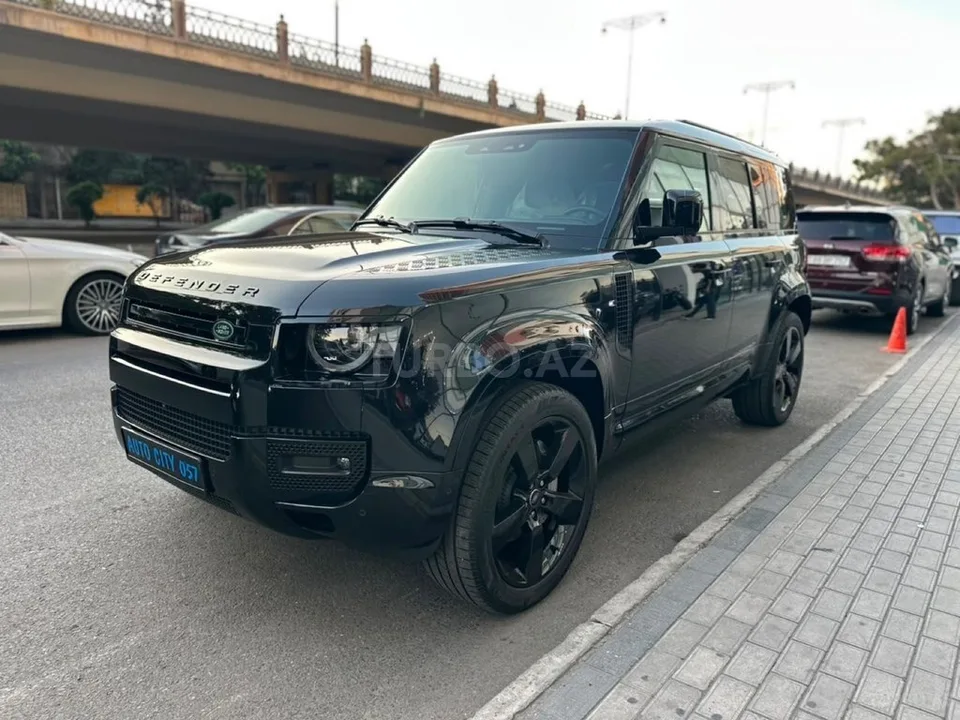 Land Rover Defender — foto 1/4