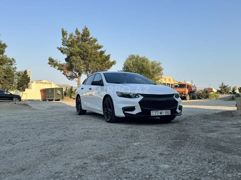 Chevrolet Malibu — foto 2/4