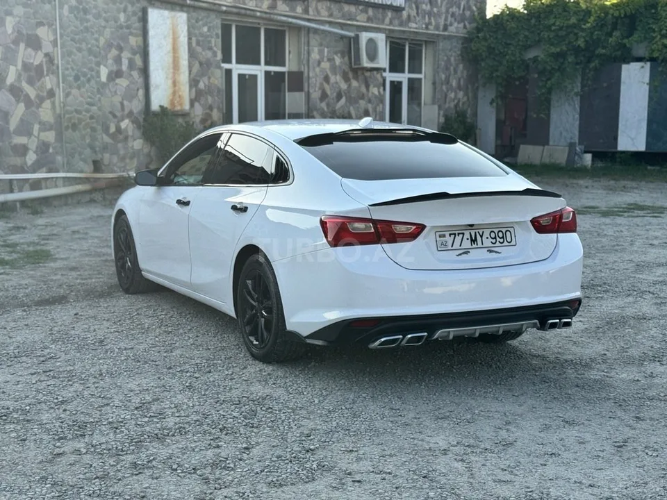 Chevrolet Malibu — foto 3/4