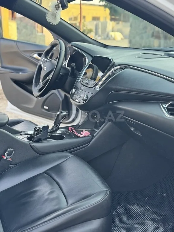 Chevrolet Malibu — foto 4/4
