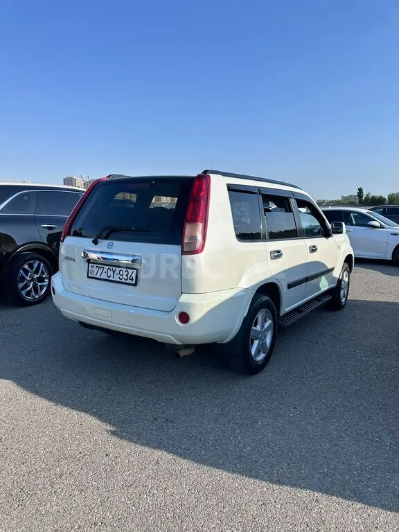 Nissan X-Trail — foto 3/4