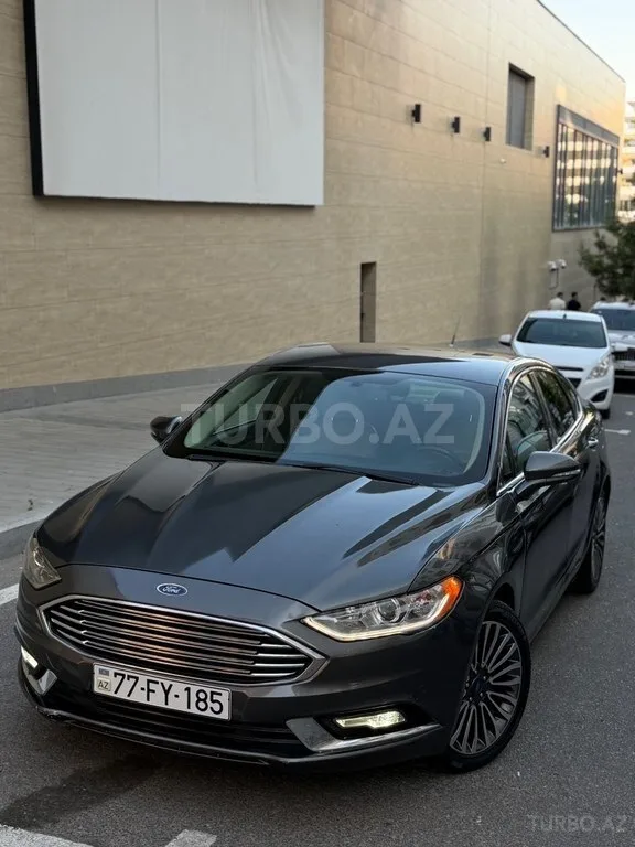 Ford Fusion (North America) — foto 1/4