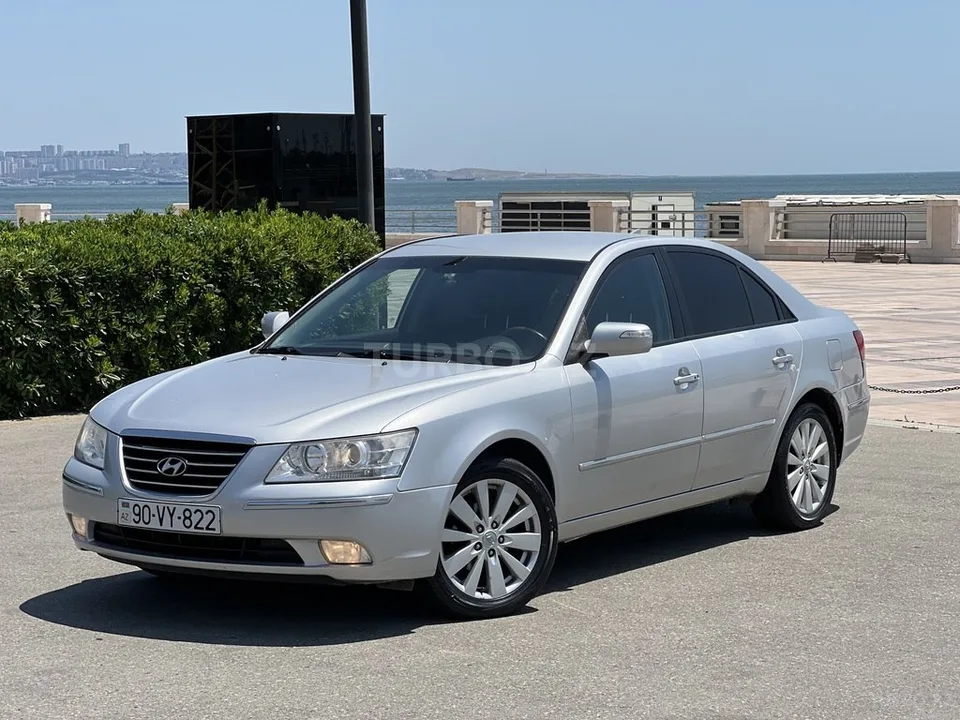 Hyundai Sonata — foto 1/4