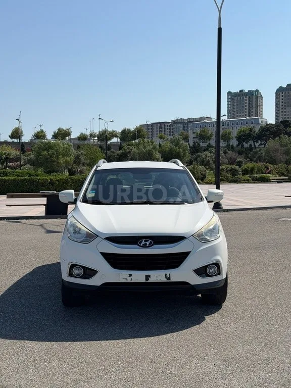 Hyundai ix35 — foto 1/4