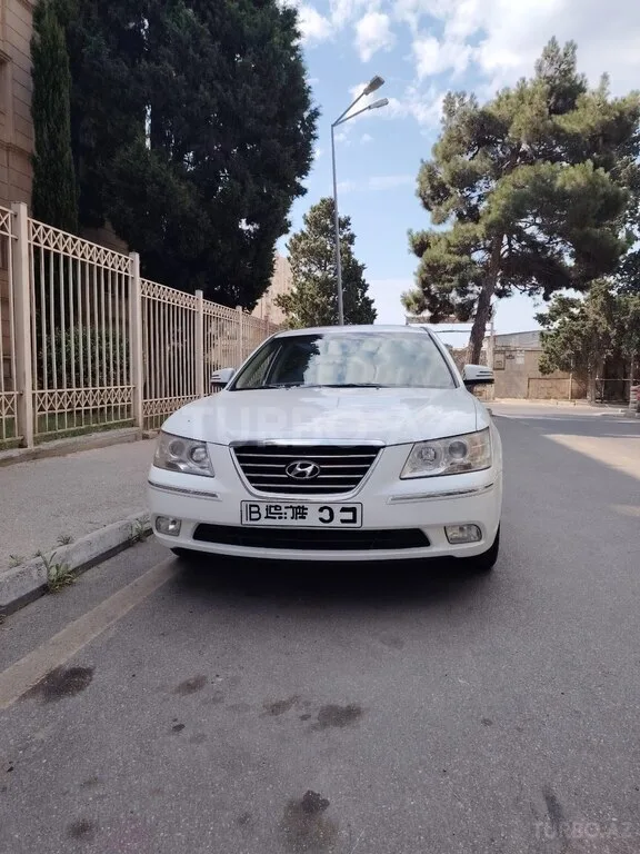 Hyundai Sonata — foto 1/4