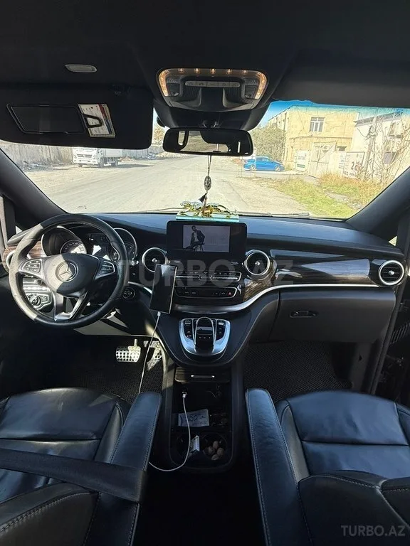 Mercedes V 250 — foto 3/4