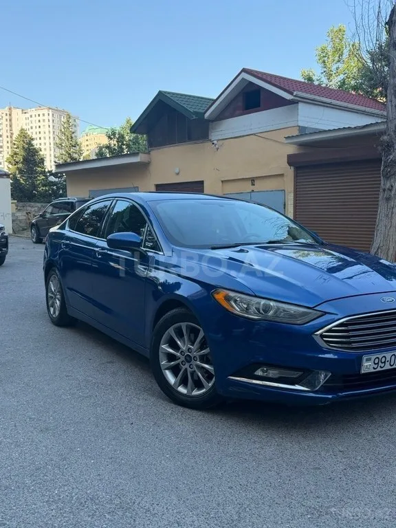 Ford Fusion (North America) — foto 3/4