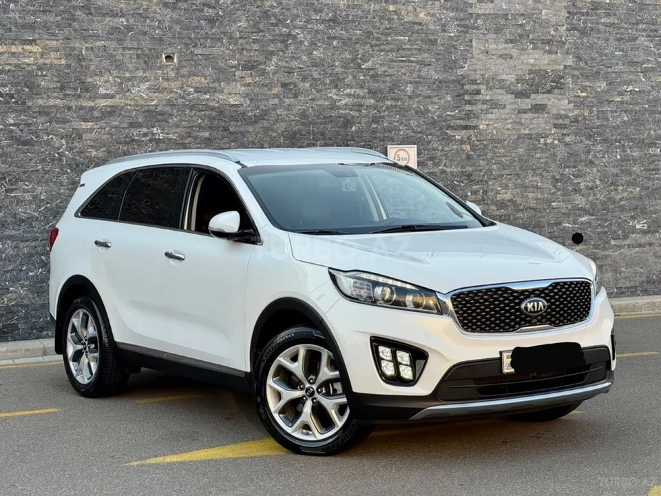 Kia Sorento — foto 1/4