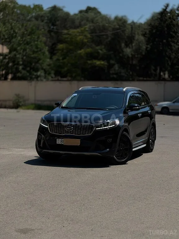 Kia Sorento — фото 2/4