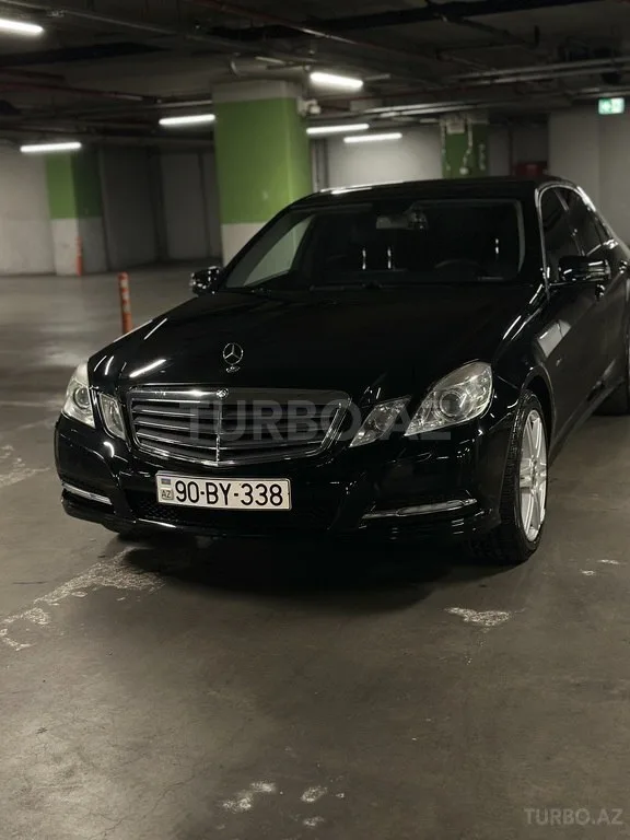 Mercedes E 200 — foto 2/4