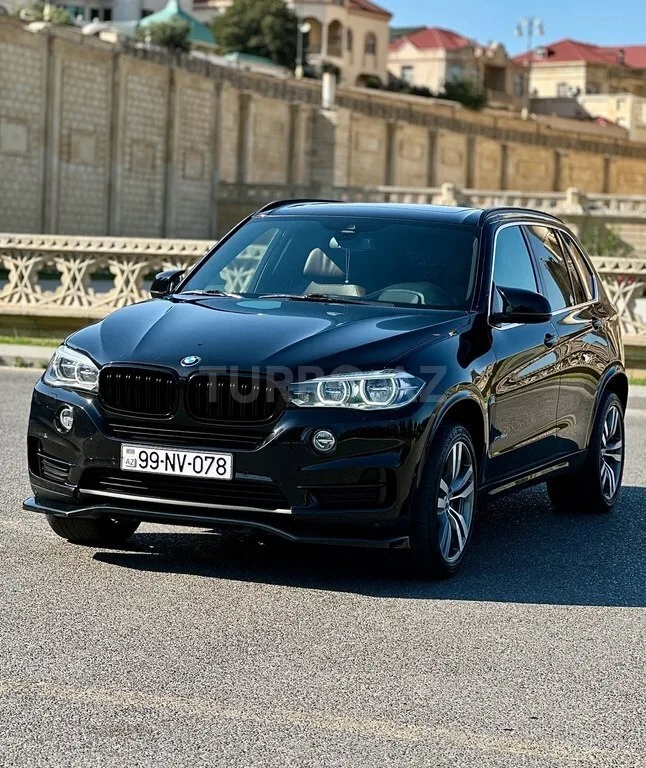 BMW X5 — foto 1/4
