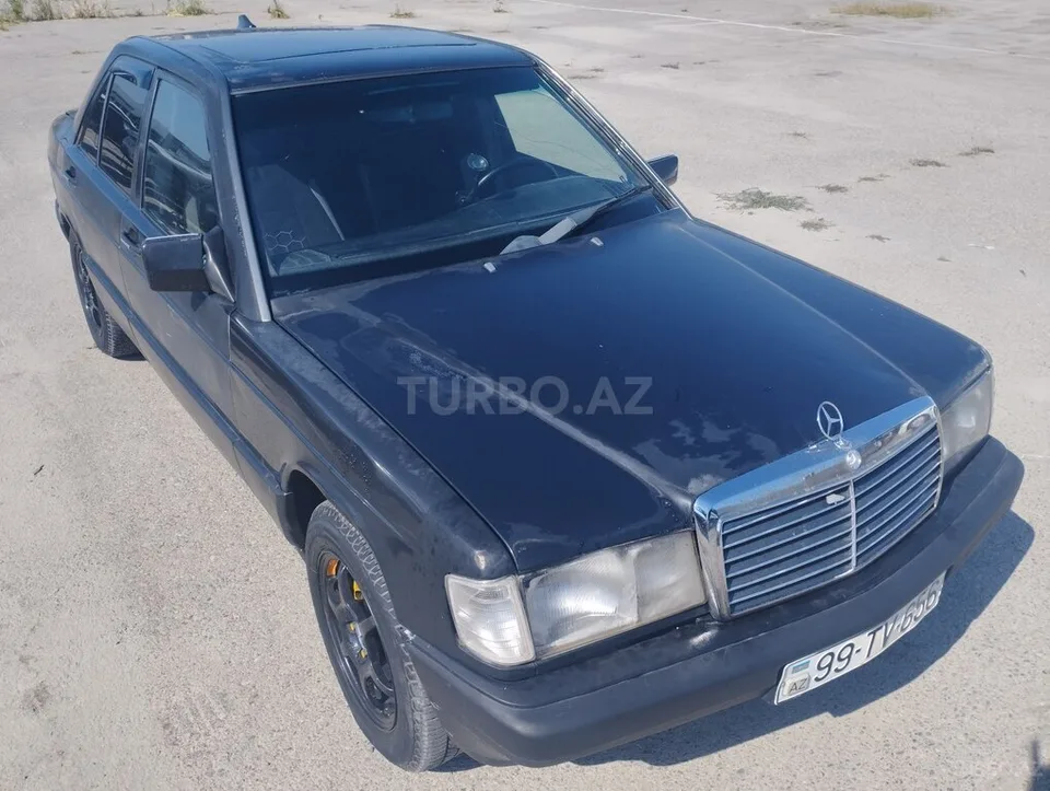 Mercedes 190 — foto 1/4