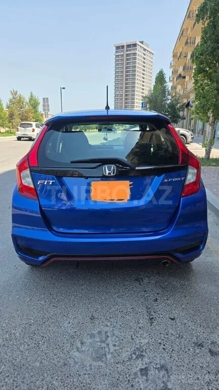 Honda Fit — foto 2/4