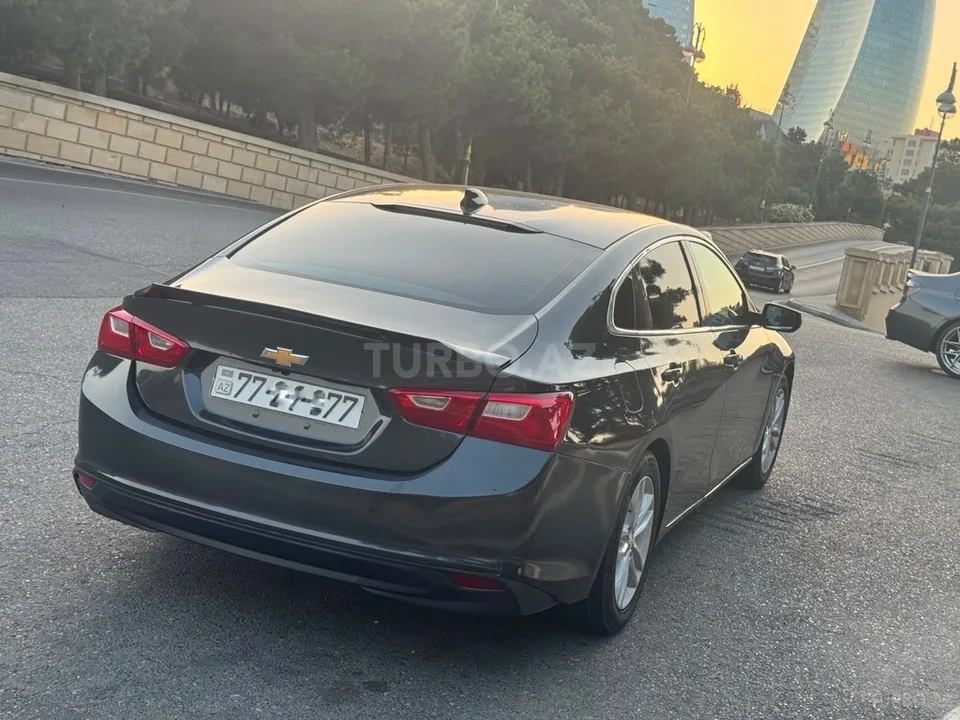 Chevrolet Malibu — foto 4/4
