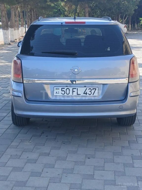 Opel Astra — foto 2/4