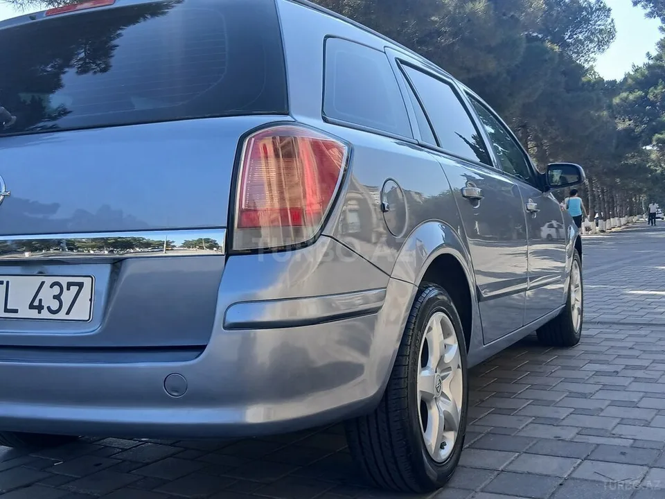 Opel Astra — foto 4/4