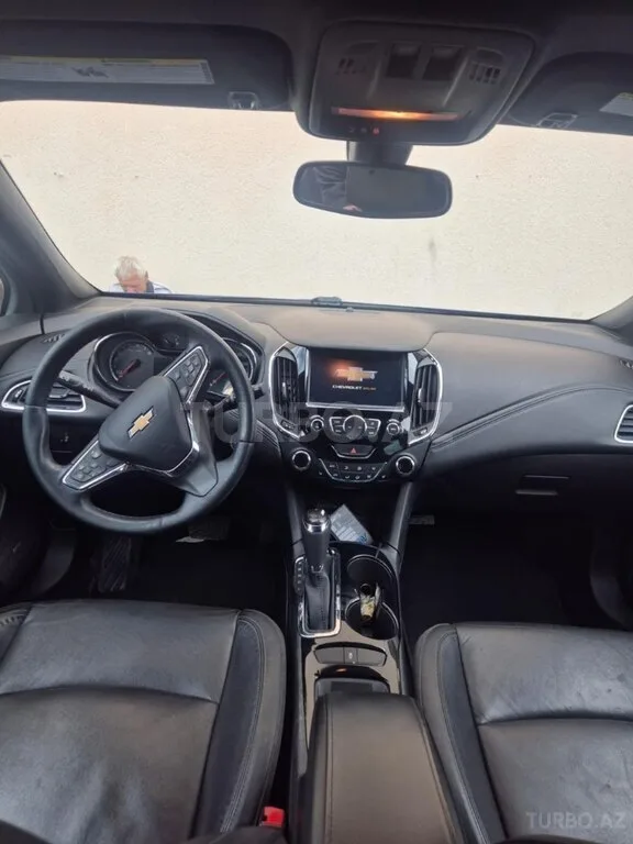 Chevrolet Cruze — foto 3/4