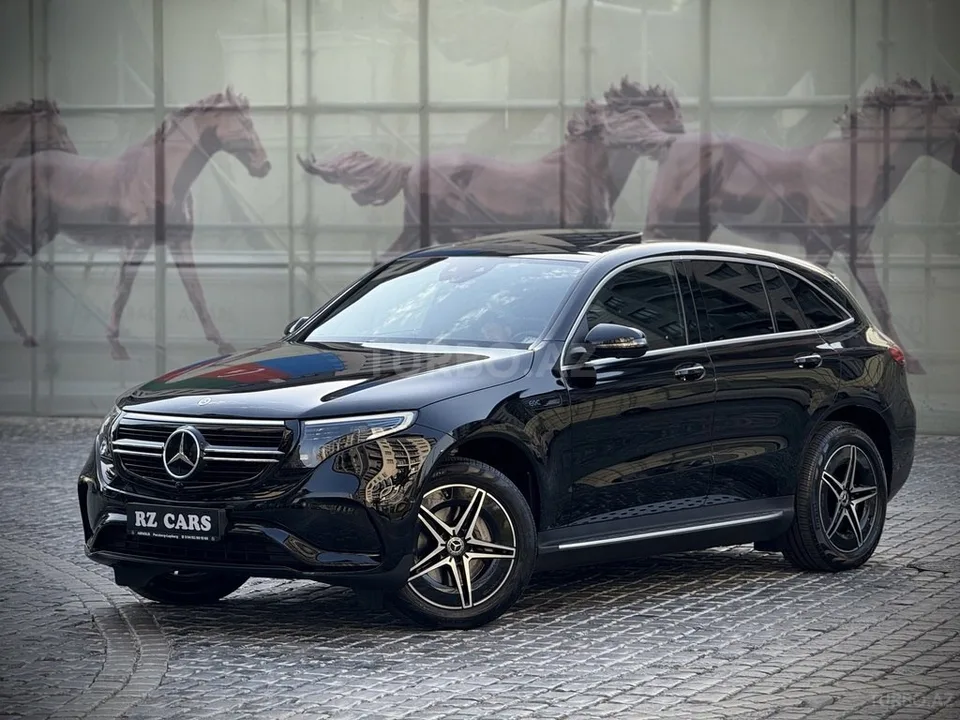 Mercedes EQC 400 4MATIC — foto 4/4