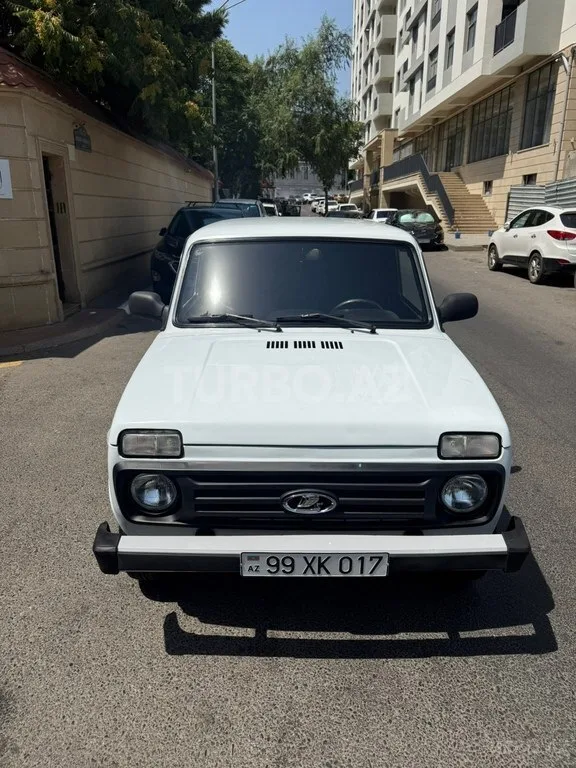 LADA (VAZ) Niva — foto 1/4