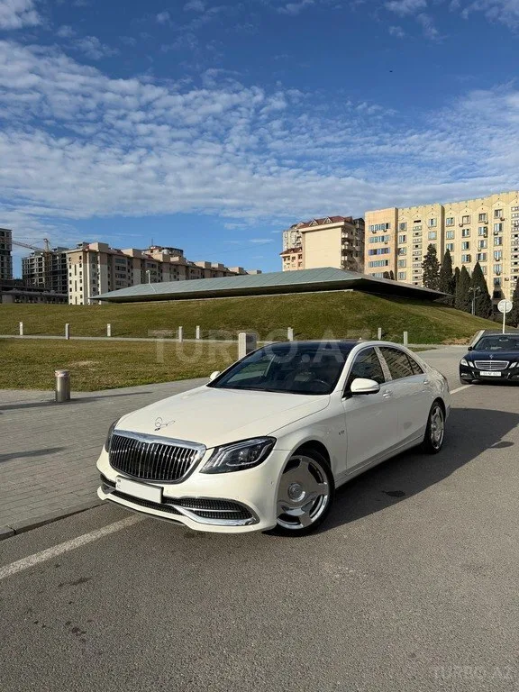 Mercedes S 400 — foto 1/4