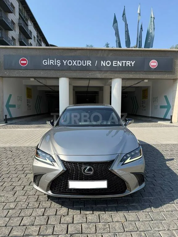Lexus ES 350 — foto 1/4