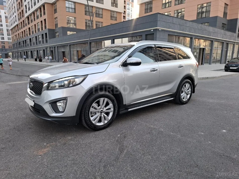 Kia Sorento — foto 3/4