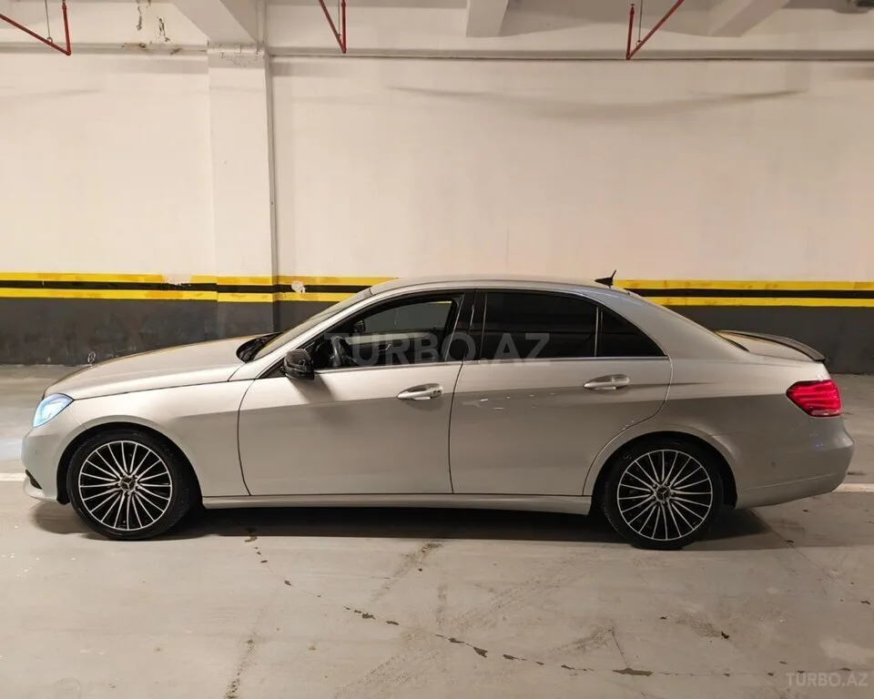 Mercedes E 250 — foto 4/4