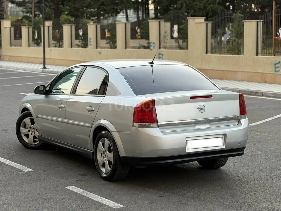 Opel Vectra — фото 2/4