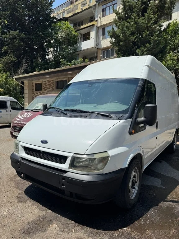 Ford Transit — foto 2/4