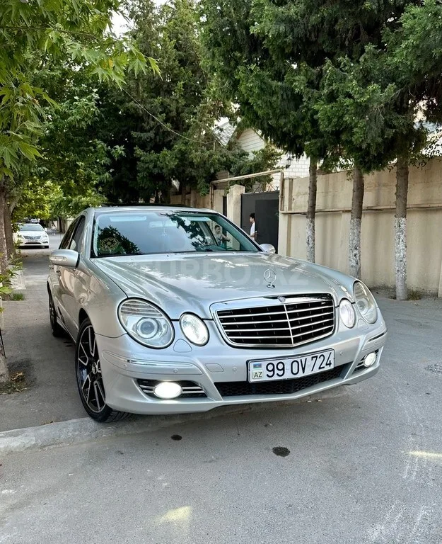 Mercedes E 320 — foto 2/4