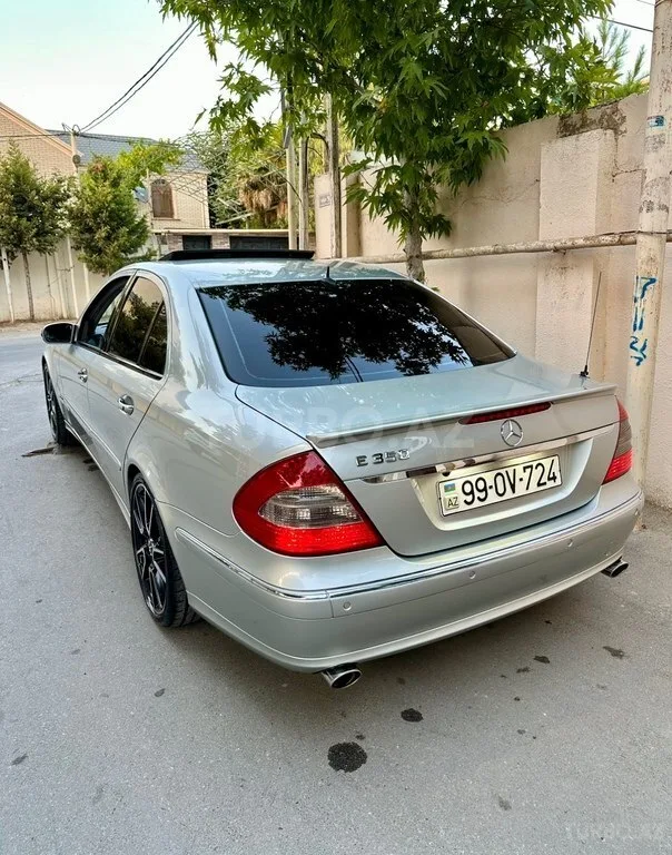 Mercedes E 320 — foto 3/4