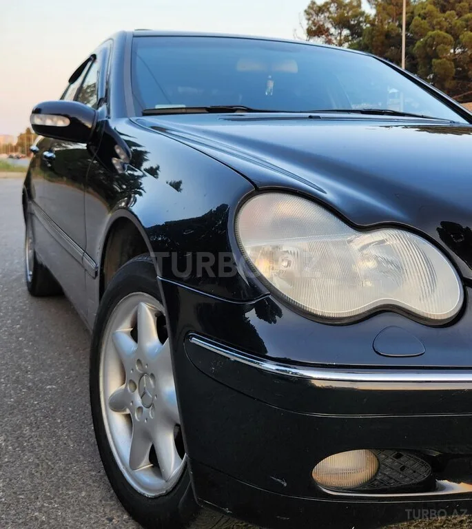 Mercedes C 240 — foto 4/4
