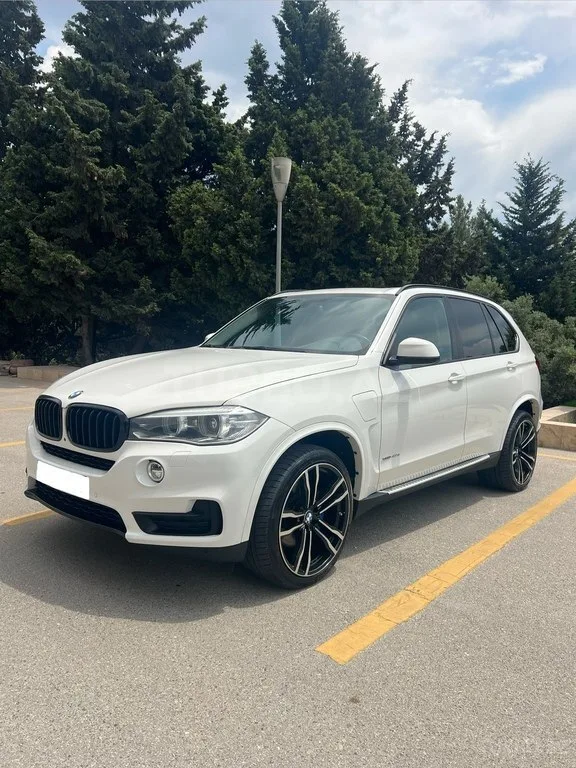 BMW X5 — foto 2/4