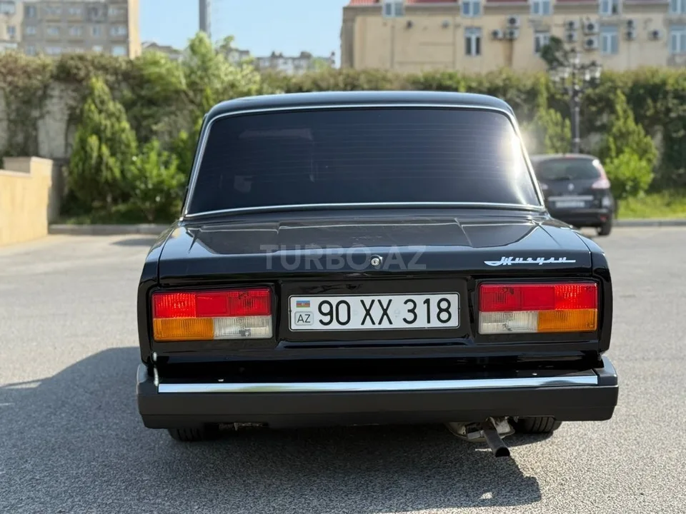 LADA (VAZ) 2107 — foto 2/4