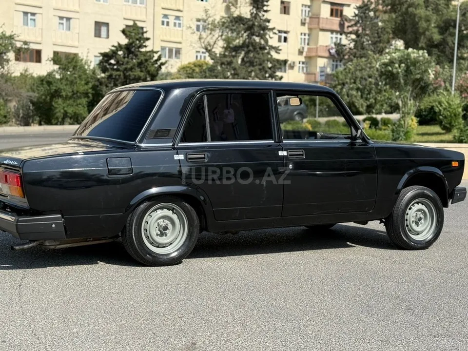 LADA (VAZ) 2107 — foto 4/4